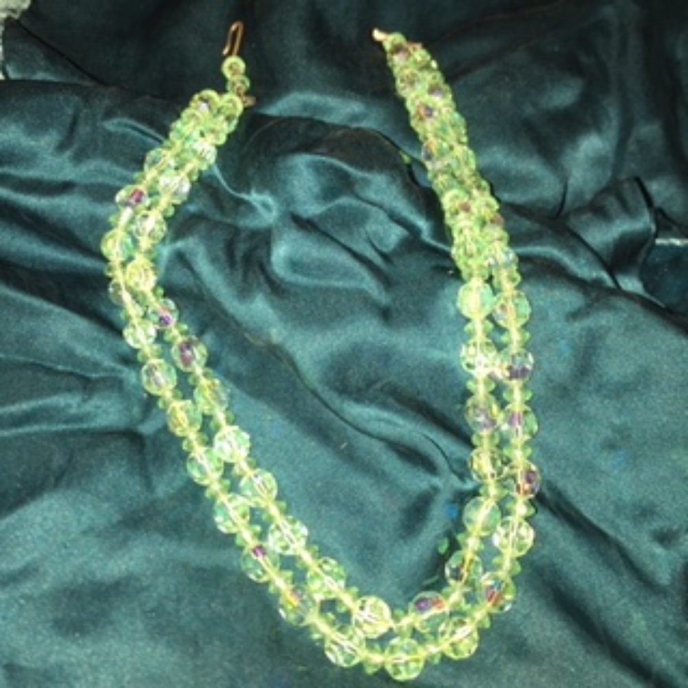 choker necklace